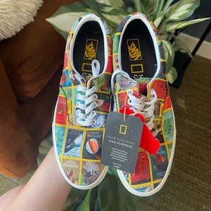 NWT LIMITED EDITION National Geographic low Vans (gender neutral)